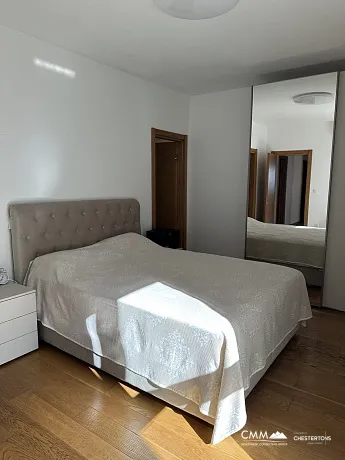 Spacious sea-view apartment in Rafailovici — 122 m², garage included